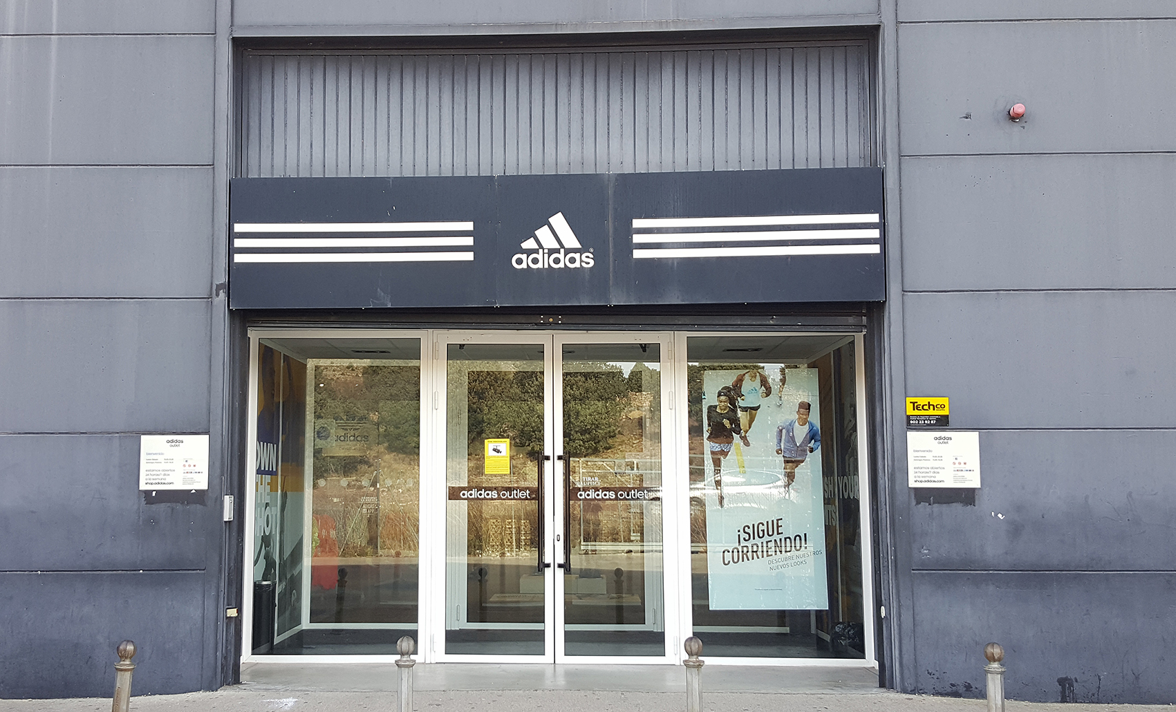 tienda adidas mora