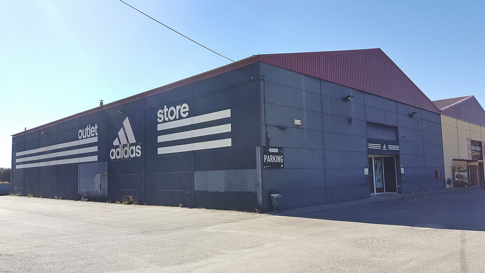 outlet adidas mora